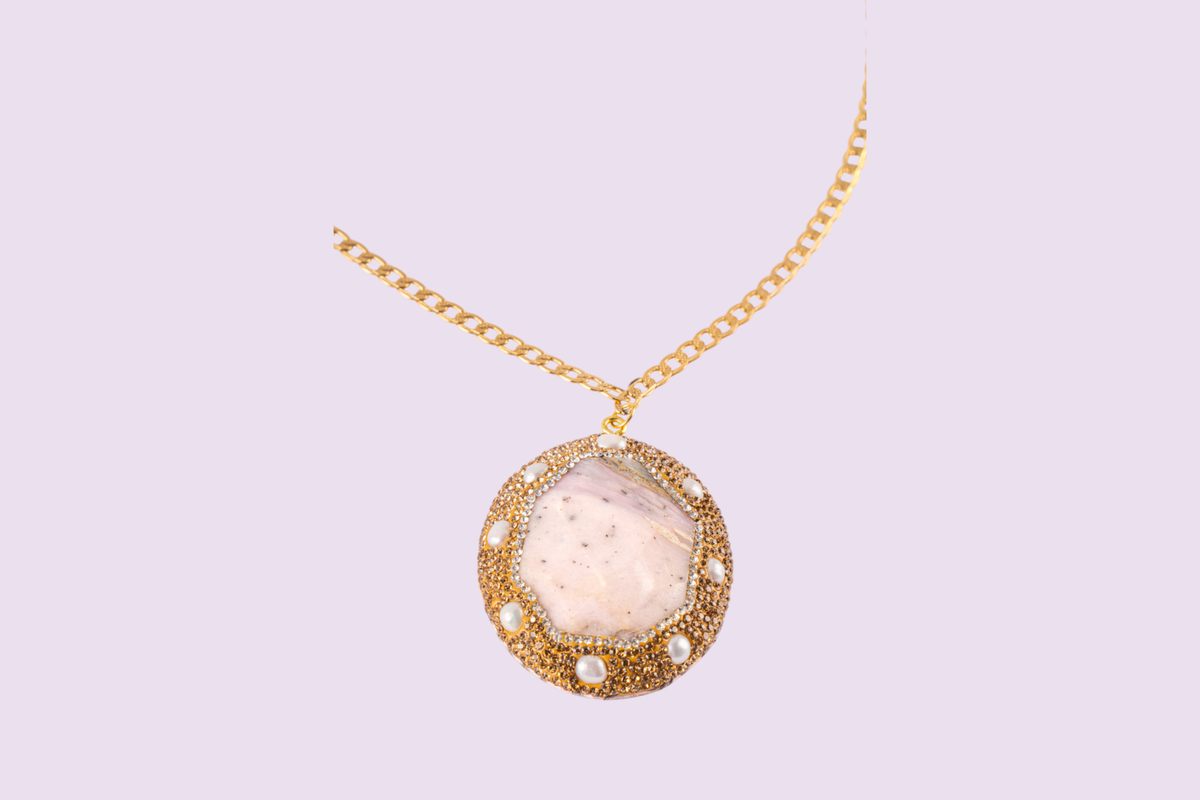 Rosé Majesty necklace